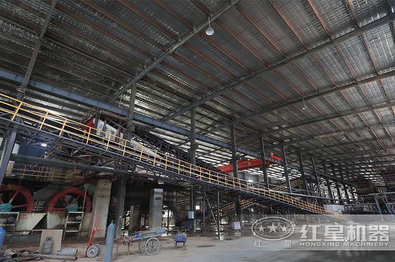 南陽破碎制砂項(xiàng)目建成車間現(xiàn)場 南陽破碎制砂項(xiàng)目建成車間現(xiàn)場