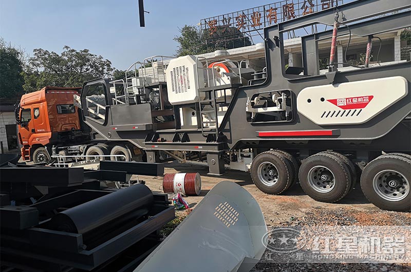 搭載HD系列的移動顎式破碎機 搭載HD系列的移動顎式破碎機